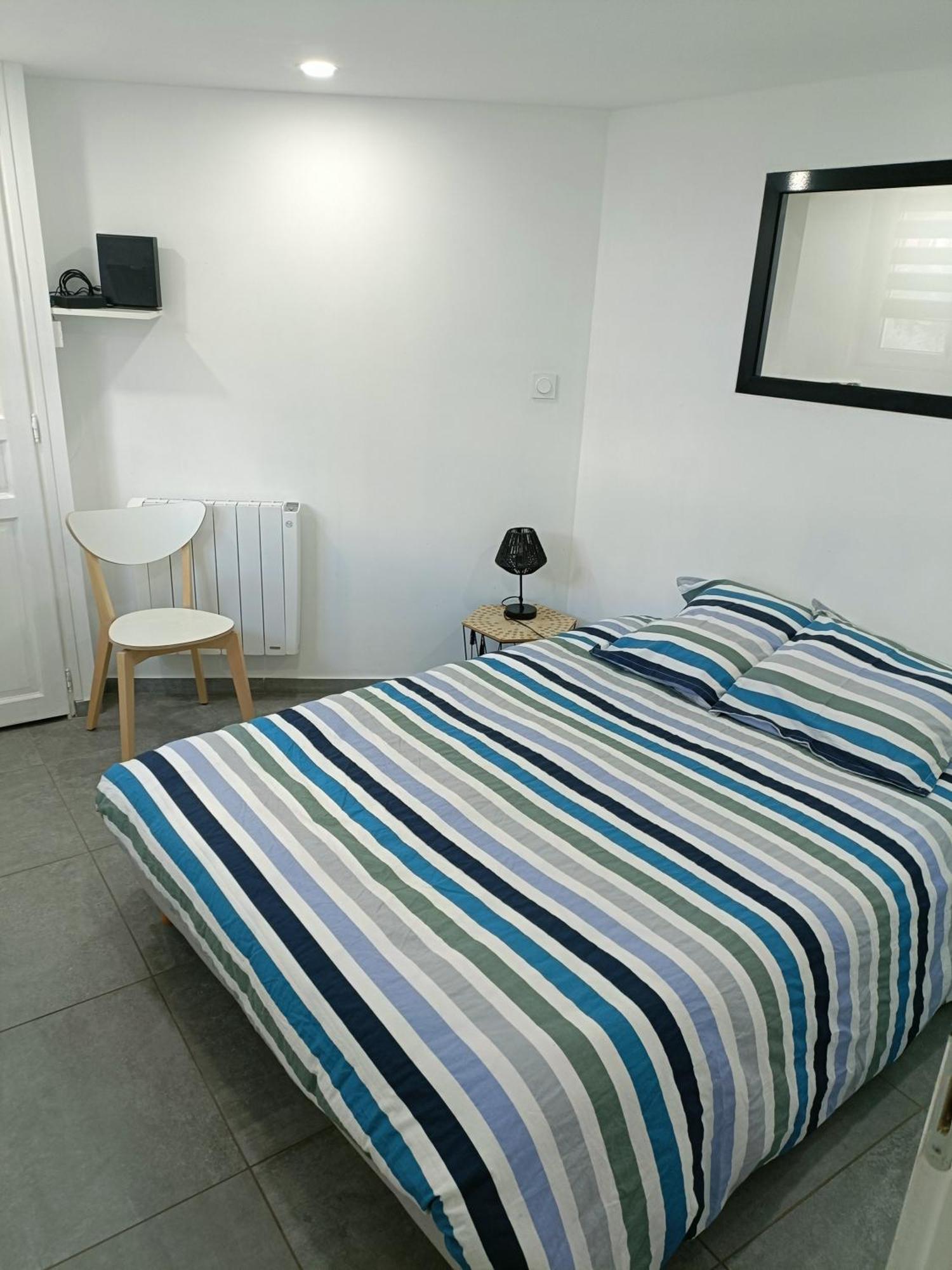 Appartement Dans Maison Atypique Montrond-les-Bains Eksteriør bilde